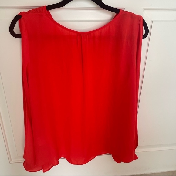 XOXO Blouse with Flare sleeves.Slit Through Sleeve and Key Hole neckline. Size S - Picture 2 of 8